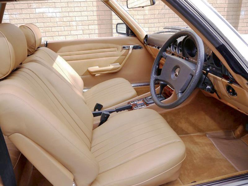 Mercedes-Benz 450SLC interior