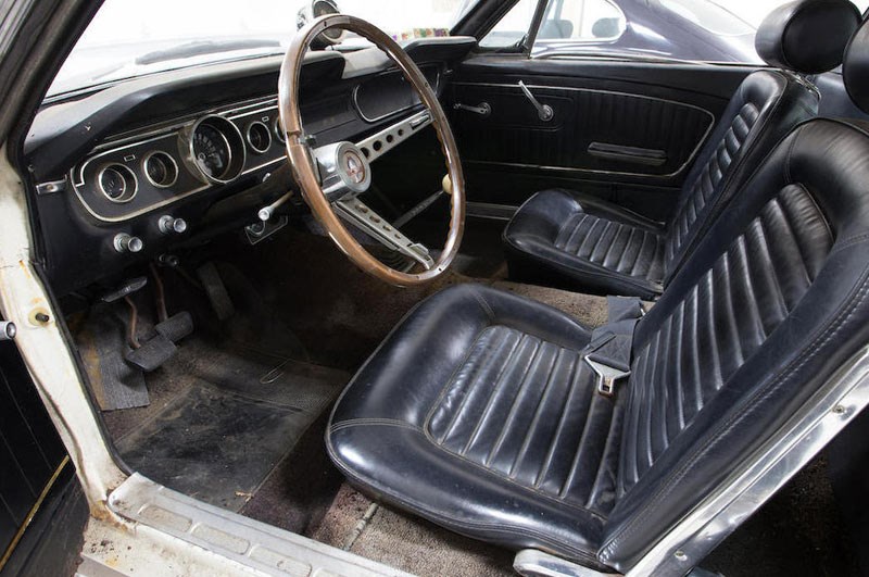 shelby gt350 interior front