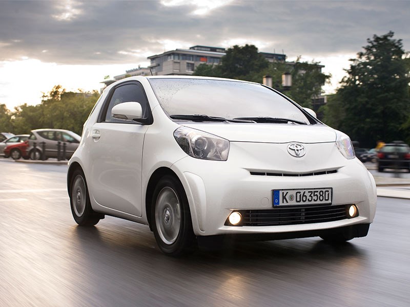 Toyota iQ