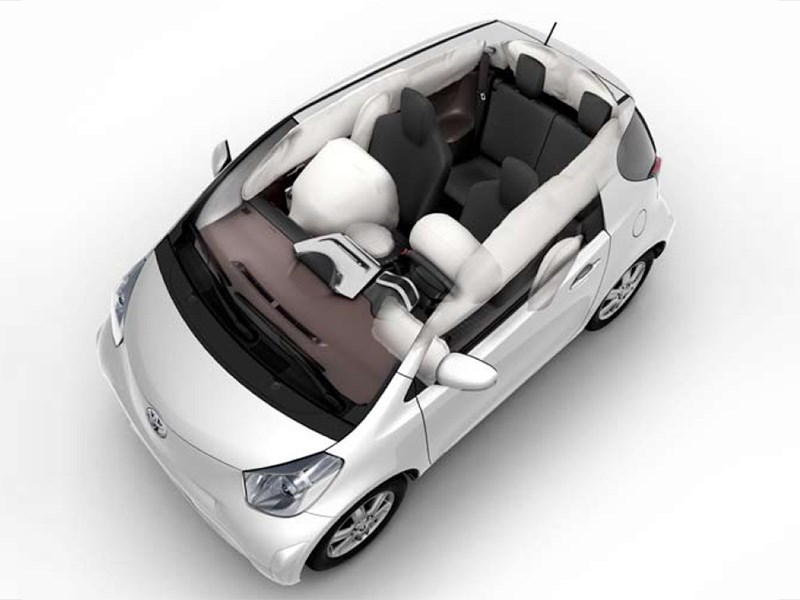 iQ is fitted with nine airbags as standard 