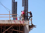 Construction jobs increasing, salaries steady
