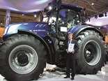 AGRITECHNICA 2015: New Holland scores with T7.315
