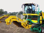 VIDEO: Self-propelled potato-cleaning loader