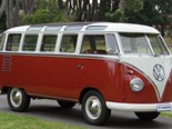 1960 Volkswagen Kombi Samba Bus sold for a record $202,000