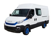 Blue-wheeled beauty in Iveco victory lap