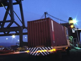 Napthine introduces amendment to scrap freight tax