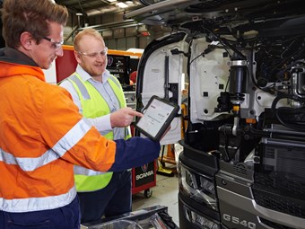 Scania makes pitch to light vehicle technicians