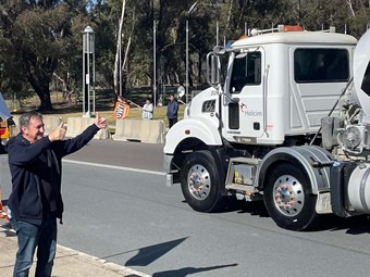 Canberra truck convoy spreads safety message