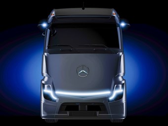 Mercedes-Benz eActros LongHaul set to show in September
