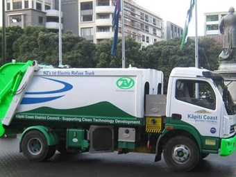 NZ electric rubbish truck shows the way