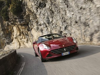 Video: Ferrari California T drive
