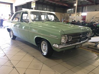 1967 Holden HR - auction action