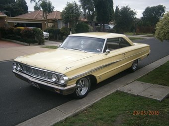 Ford Galaxie 1964 - today's tempter
