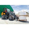 Giant V5003 wheel loader review