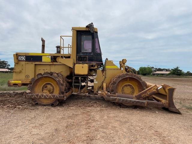 1989 CATERPILLAR 825C image 7