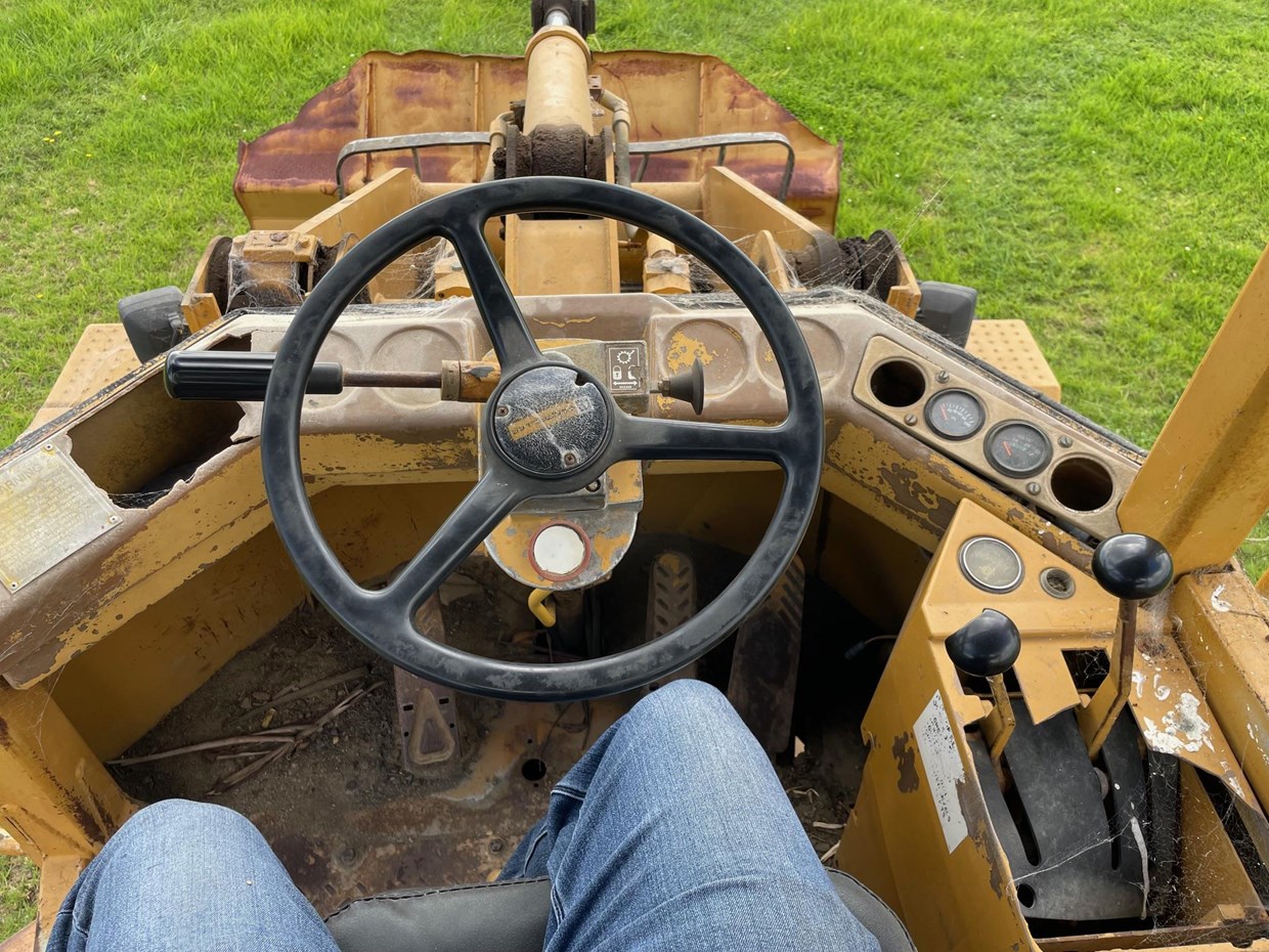 1986 CATERPILLAR 916 LOADER image 13