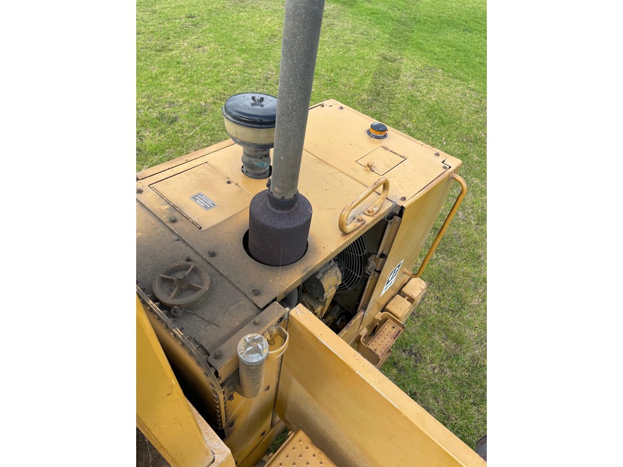 1986 CATERPILLAR 916 LOADER image 14