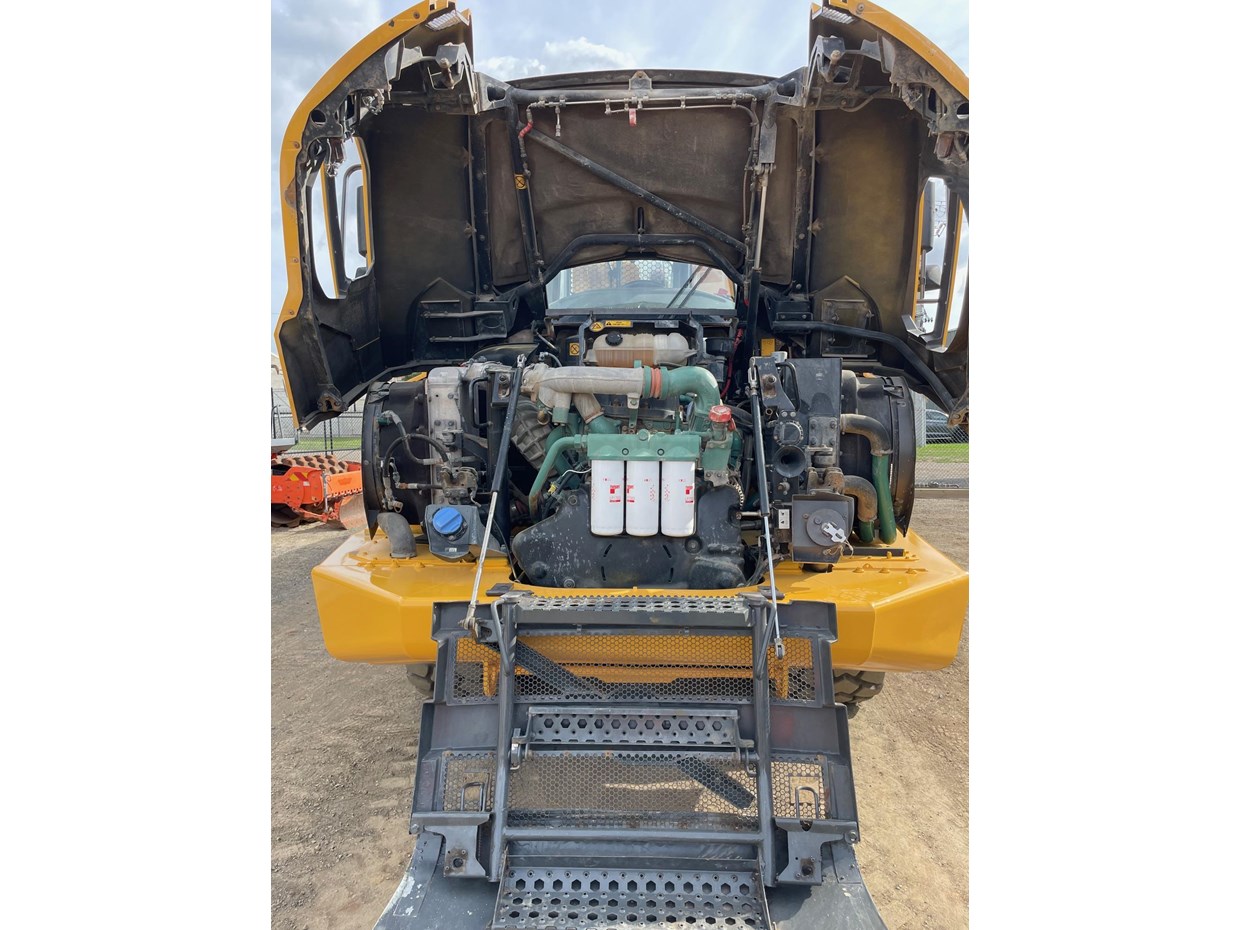 2016 VOLVO A30G image 12