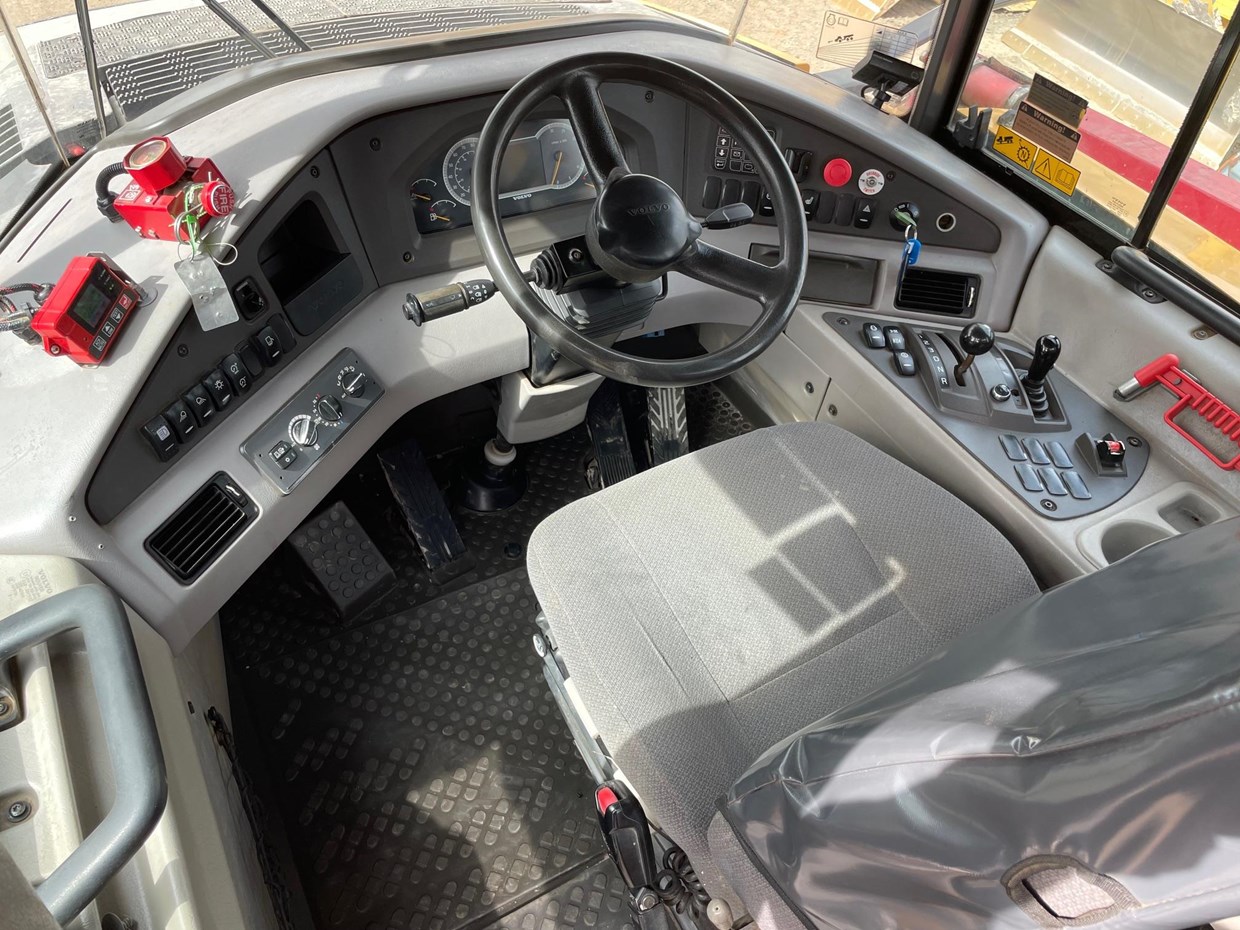 2016 VOLVO A30G image 15