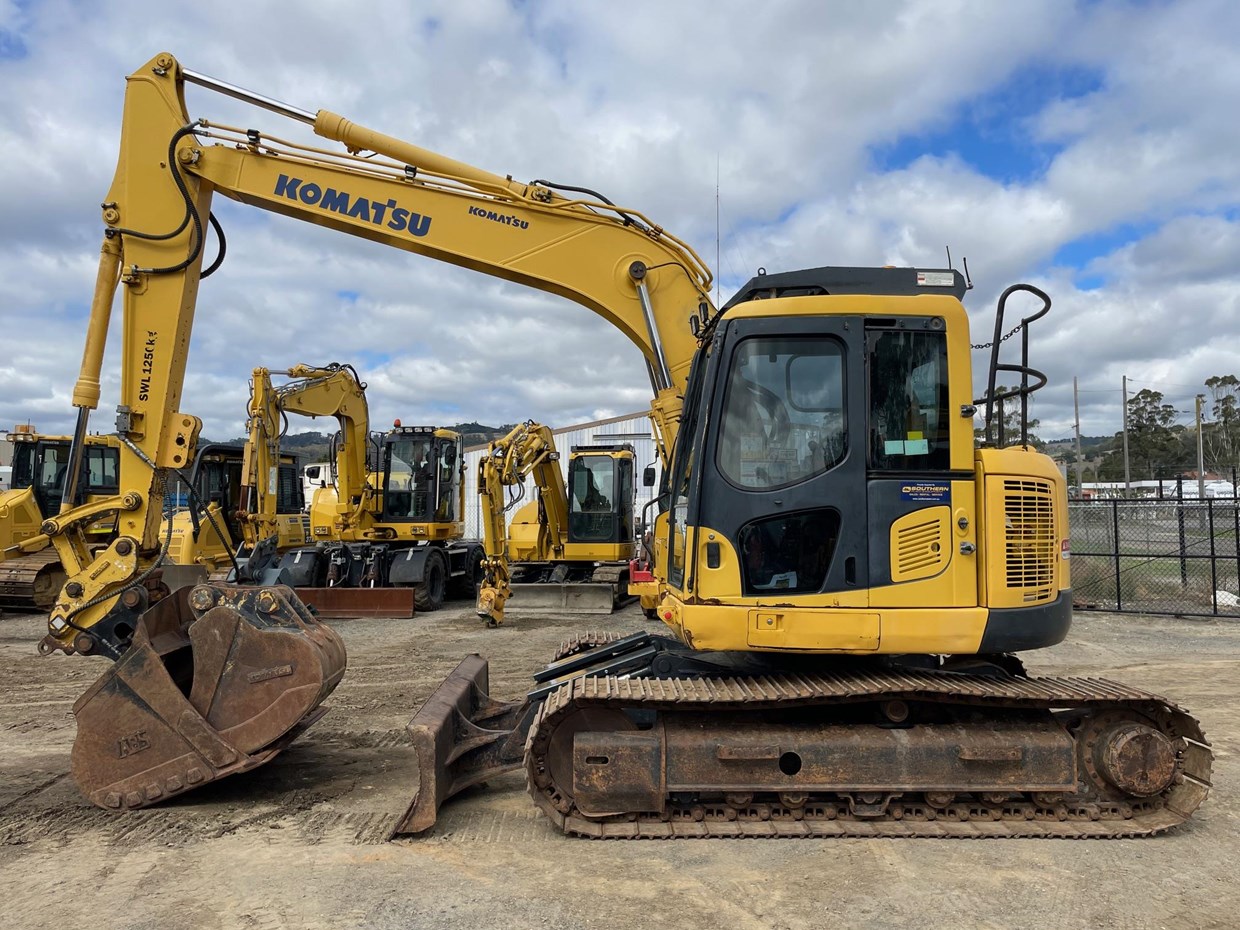 2016 KOMATSU PC138US-8 image 2