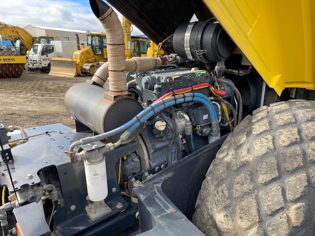 2016 BOMAG BW216D-5 image 9