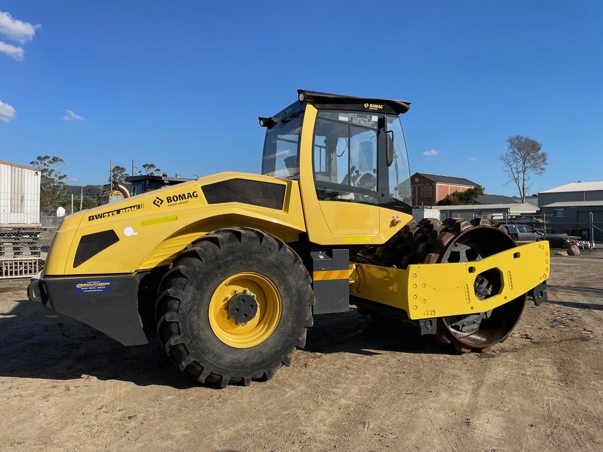 2016 BOMAG BW213PDH-5 image 3