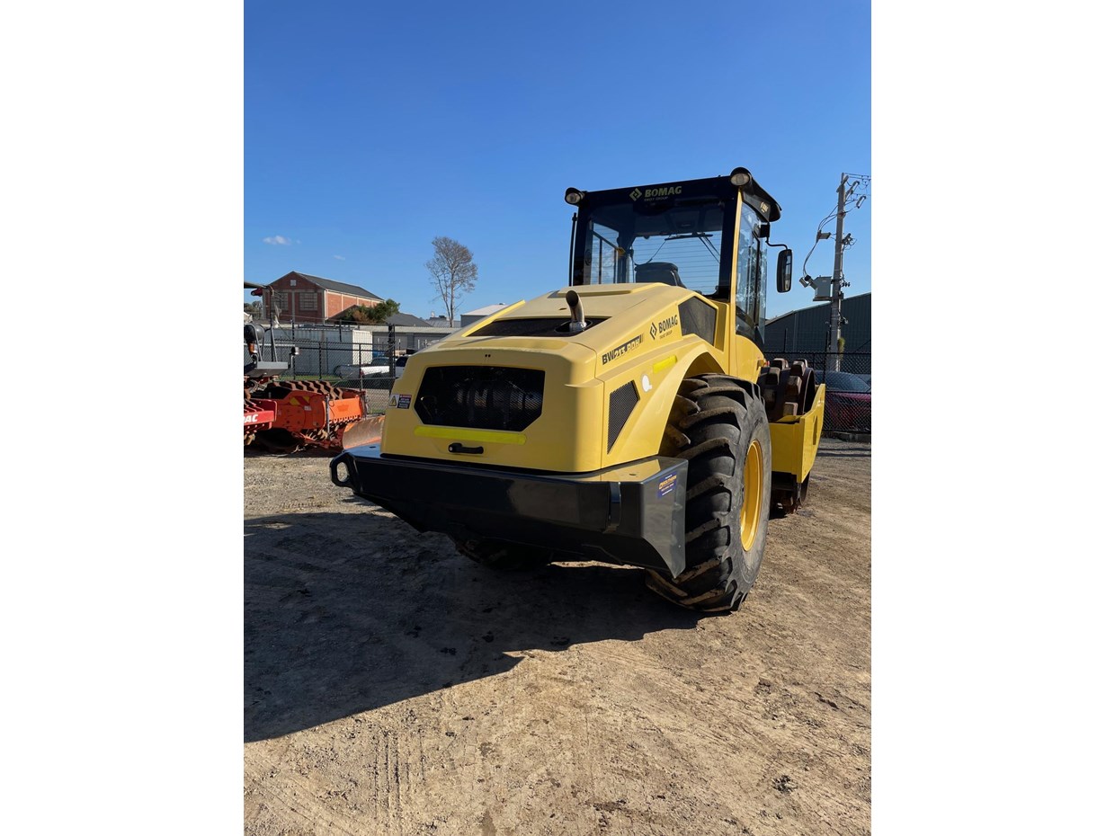 2016 BOMAG BW213PDH-5 image 4