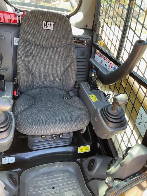 2019 CATERPILLAR 259D image 8