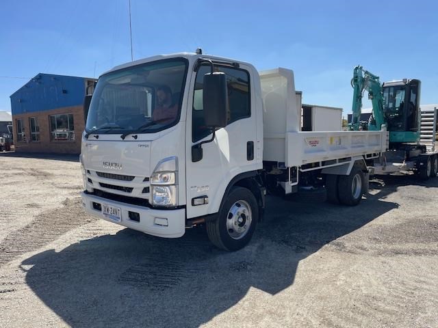 2023 KOBELCO SK30SR-6 image 13