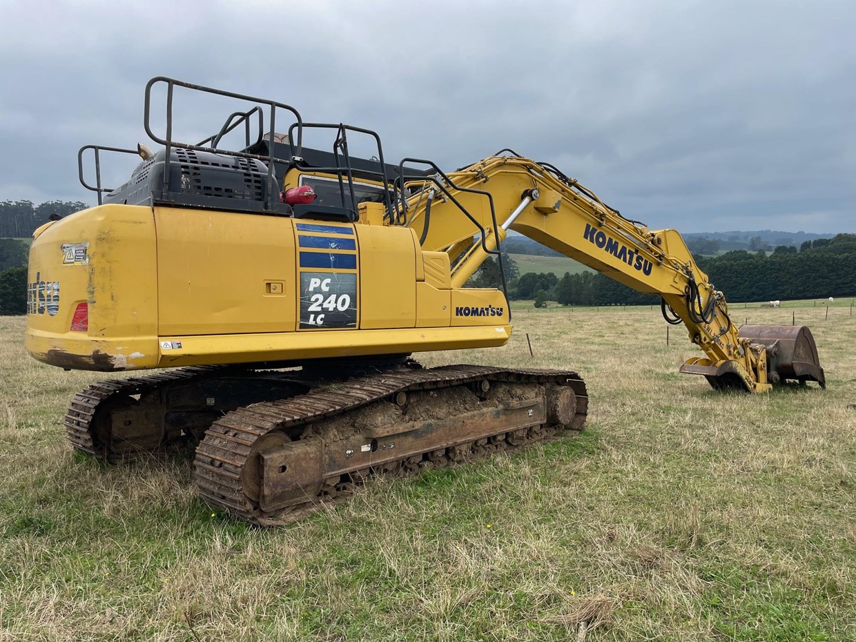 2019 KOMATSU PC240LC-11 image 4