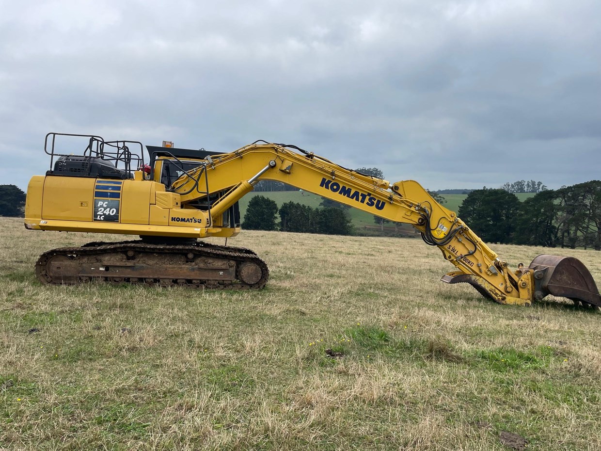 2019 KOMATSU PC240LC-11 image 5