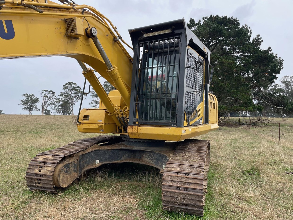 2019 KOMATSU PC240LC-11 image 7