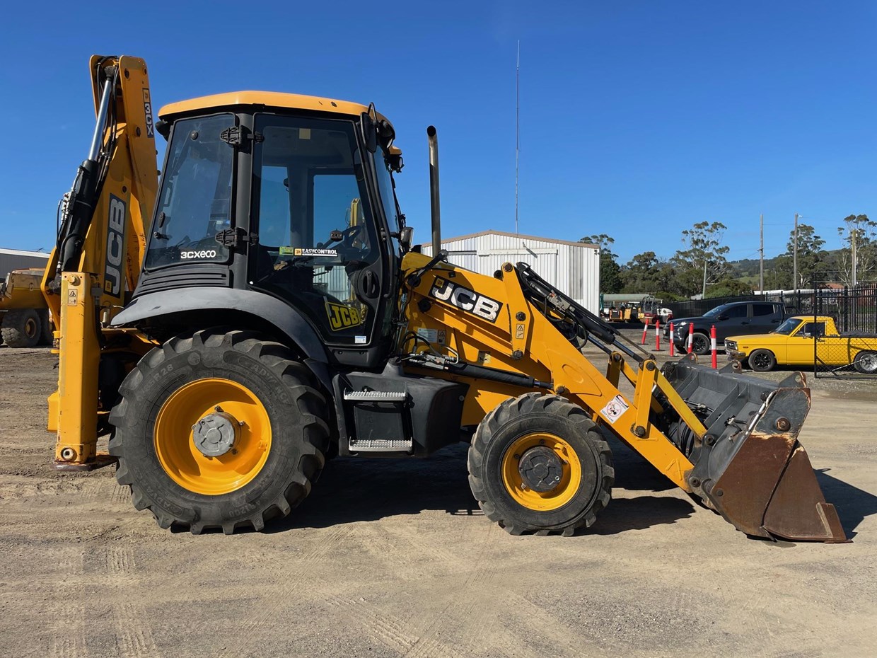 2012 JCB 3XC