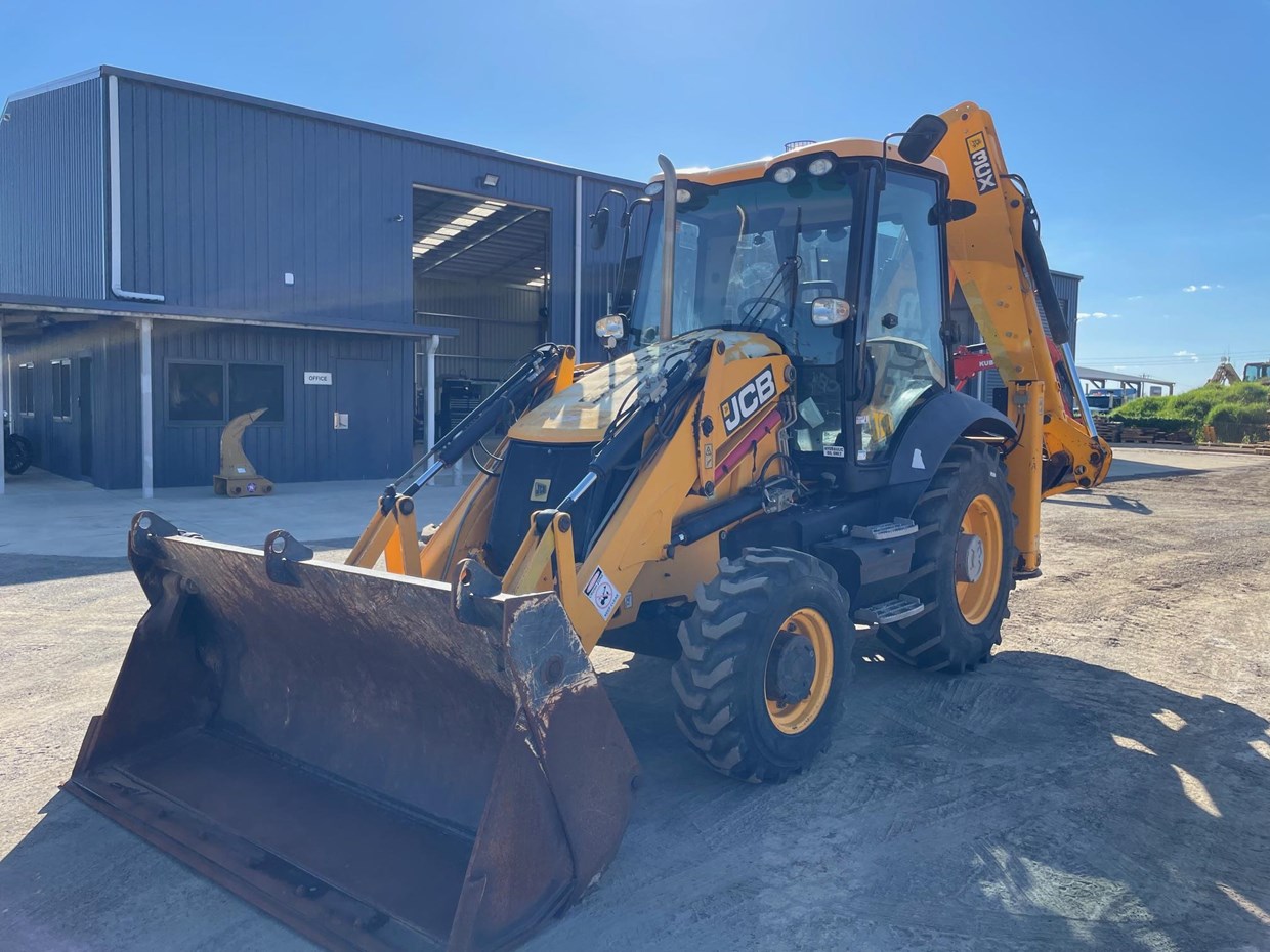 2012 JCB 3XC image 6