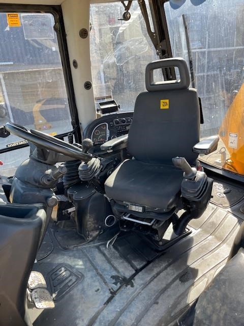 2012 JCB 3XC image 8