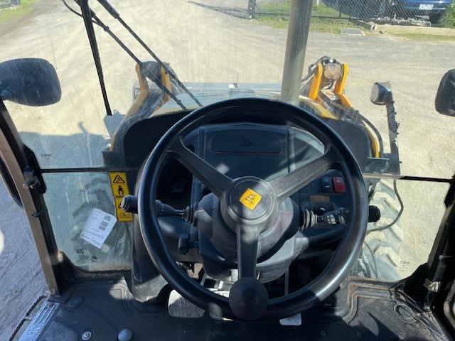 2012 JCB 3XC image 10