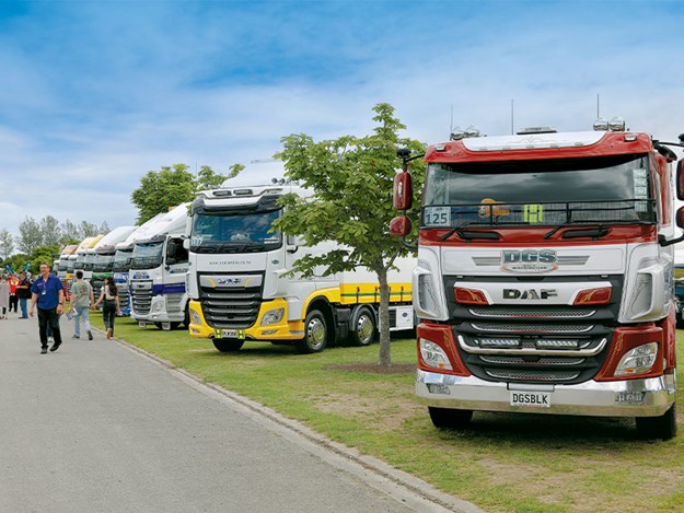 tmc-trucking-show-2025-may-24-800x600-1.jpg