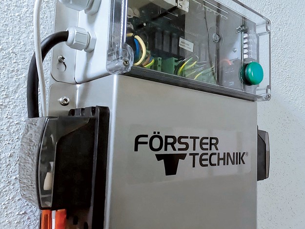 Forster-Technik-Clean-&-Fill-Station.jpg