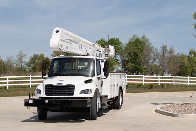Freightliner-23DT082_003.jpg
