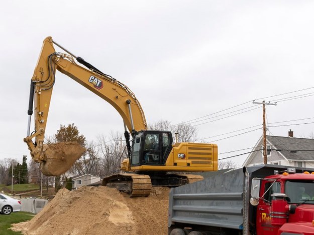 Cat Launches New 336 Hydraulic Excavator