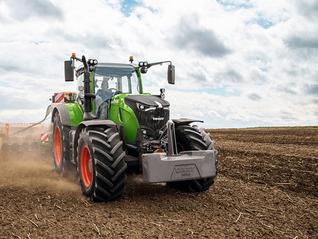 Fendt 728 Vario wins Tractor of the Year