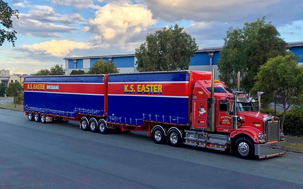 Freighter_KS-Easter_1.jpg