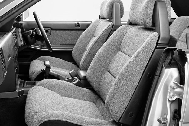 nissan-skyline-seats.jpg