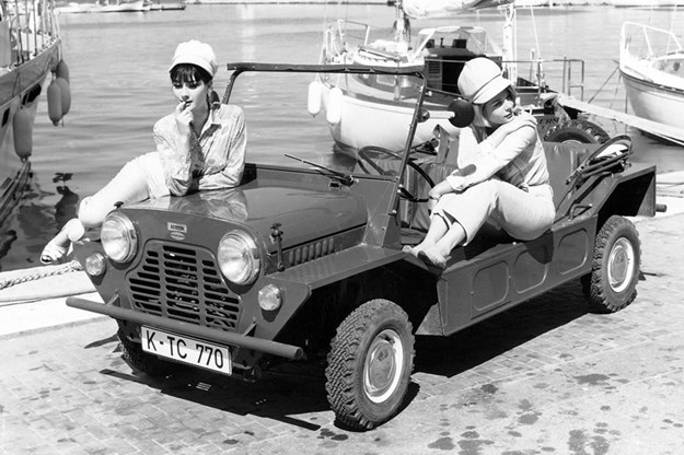 mini-moke-californian.jpg