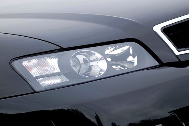 hsv-grange-headlight.jpg