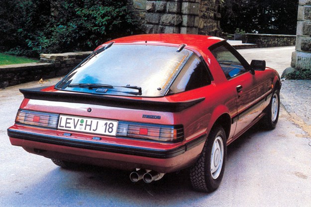 mazda-rx7-rear.jpg