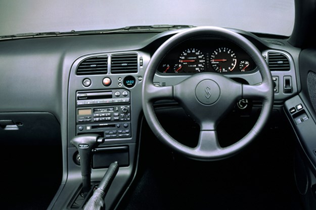 nissan-skyline-dash.jpg