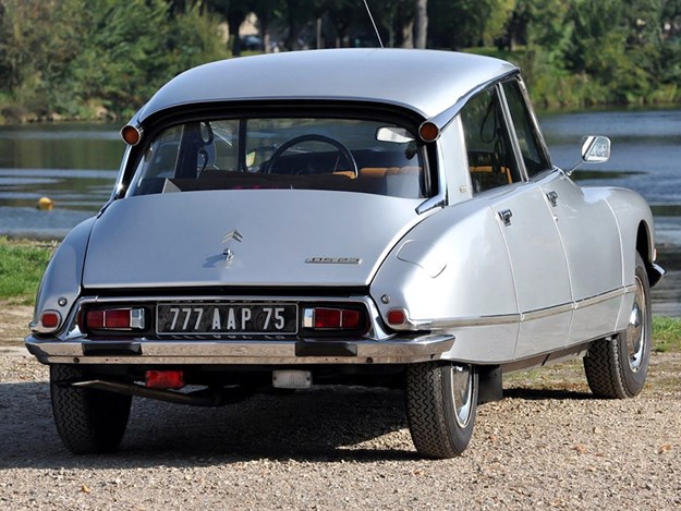 citroen-ds-23-rear.jpg