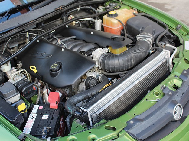 holden-ute-engine-bay.jpg