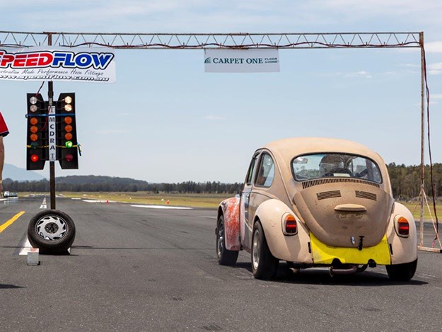 vw-beetle-drag-racing-2.jpg